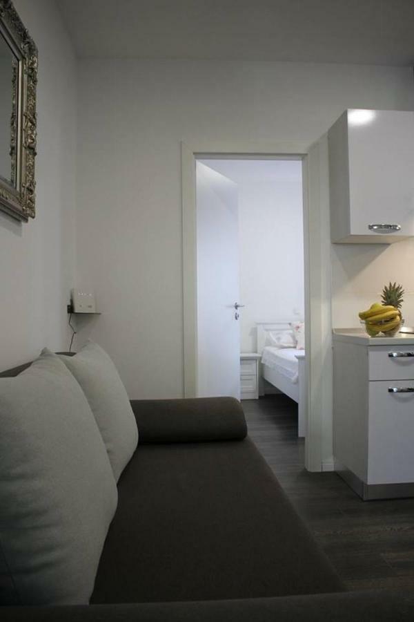 Apartments Holiday Baška Voda Eksteriør billede