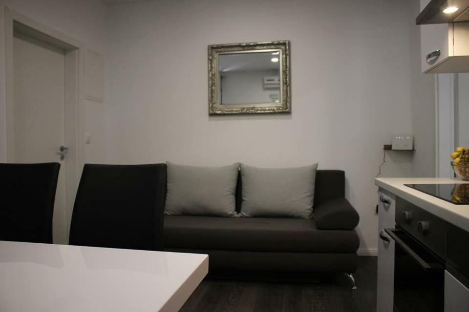 Apartments Holiday Baška Voda Eksteriør billede