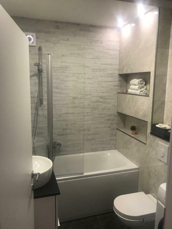 Apartments Holiday Baška Voda Eksteriør billede
